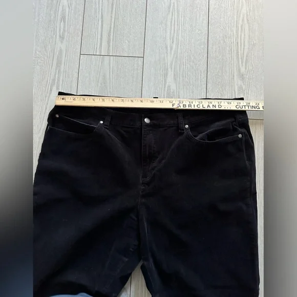 Eileen Fisher Black Wide-Leg Corduroy Trousers size 1x - Picture 9 of 9